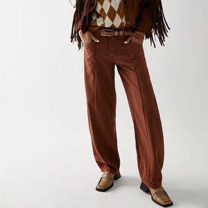 Free People Slouchy Barrel Style Jean 25